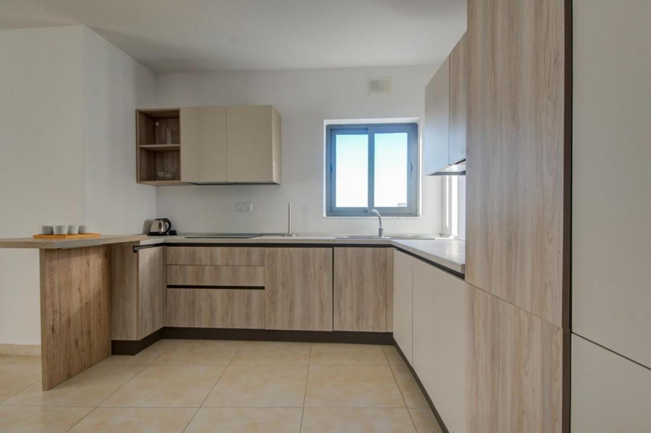 Point G&V Apartment Sea Front Bugibba St. Paul's Bay Exterior foto